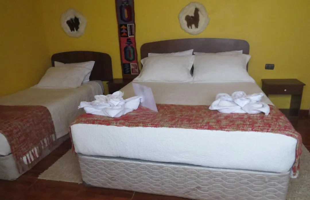 Hostal Alabalti-1
